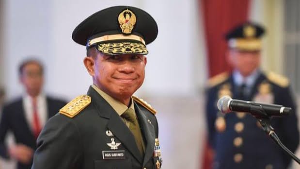 Panglima TNI Jenderal TNI Agus Subiyanto Melakukan Rotasi dan Mutasi Jabatan Strategis di Lingkungan