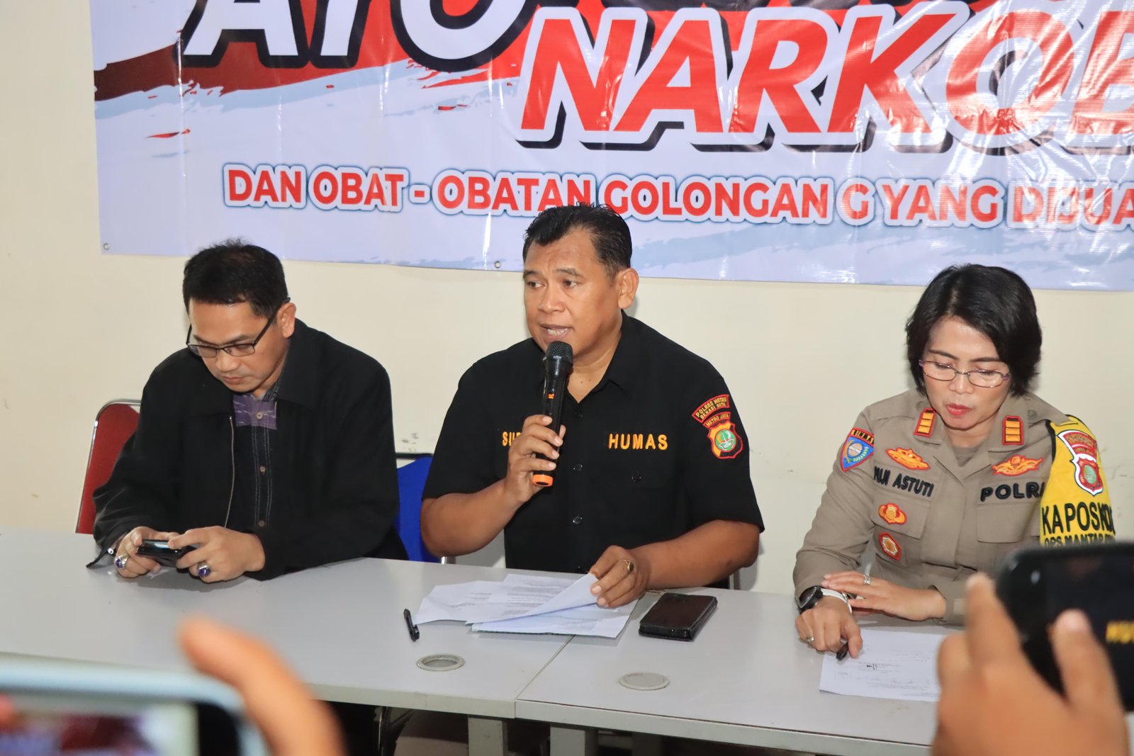 Polres Metro Bekasi Kota Berantas dan Sita Ribuan  Obat - Obat  Daftar G