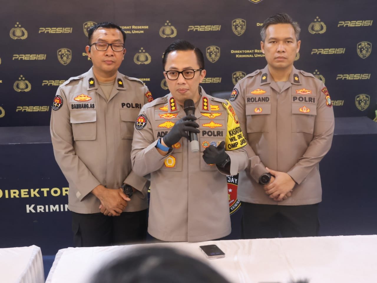 Polda Metro Jaya Kembali Bongkar Sindikat Judi Online Via Facebook, 5 Pelaku Ditangkap