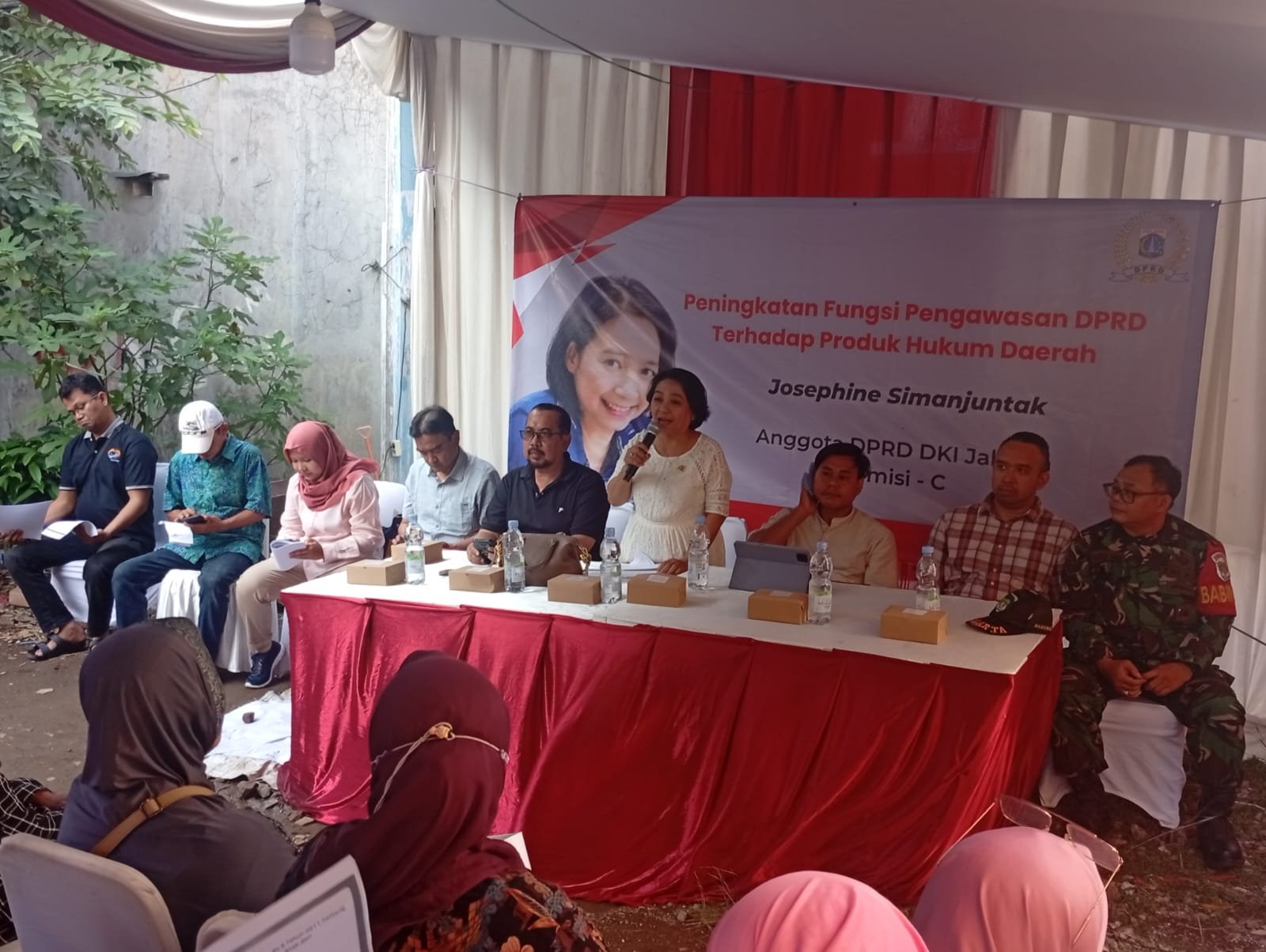 Josephine Simanjuntak Anggota DPRD DK Jakarta Sosialisasi Perda nomor 8 tahun 2011 di Pisangan Timur