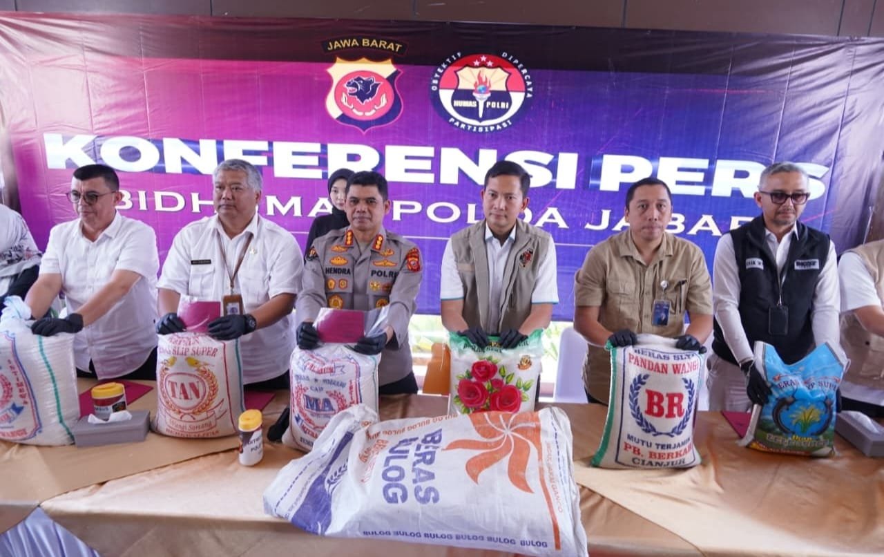Beras Nggak Sesuai Label! Polda Jabar Bekuk 6 Tersangka, Omzet Curang Tembus Rp10 Miliar!