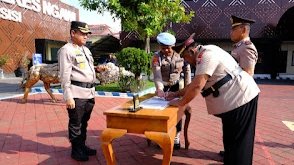 Kapolres AKBP Argowiyono Pimpin Upacara Sertijab Polres Ngawi