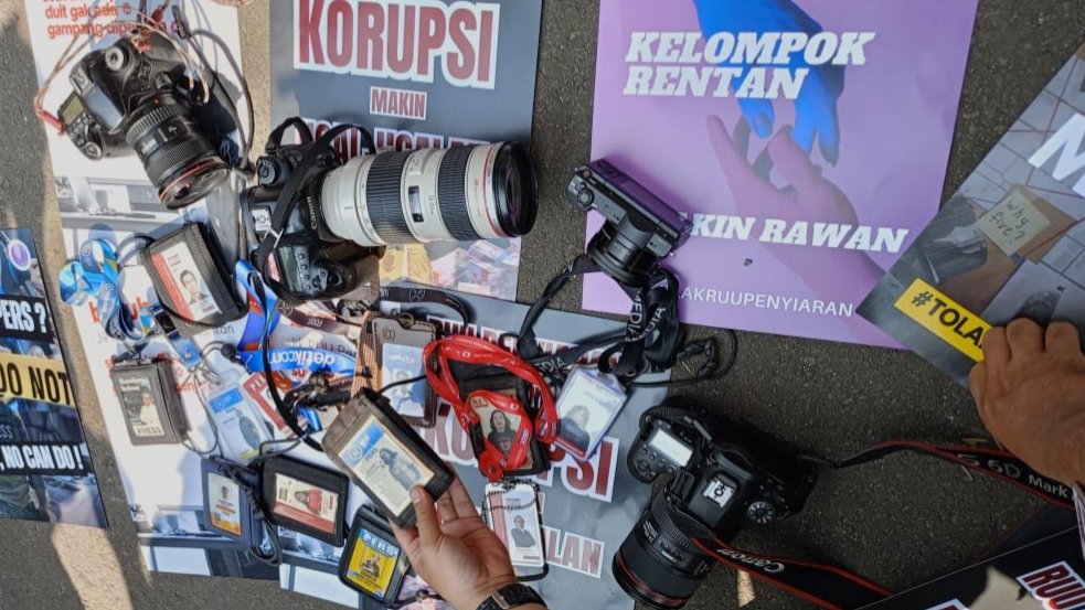 Draf Revisi UU Penyiaran Menuai Kontroversi, Organisasi Pers Gelar Aksi Unjuk Rasa di DPR