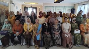 Dalam rangka Menyambut Hari Kartini 21 April 2026 dan Halal Bihalal 1447 H PP KPMDI dan PP FPPI menggelar silahturahmi kebersamaan dikediaman Ketua Umum FPPI Dr. Marlinda Irwanti SE,M.Si