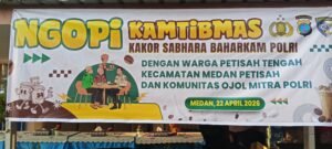 MEDAN, Matanews – Suasana hangat dan penuh kekeluargaan menyelimuti kawasan Medan Petisah pada Rabu malam (22/4/2026). Kakorsabhara Baharkam Polri, Irjen Pol Drs. Mulia Hasudungan Ritonga, M.Si., menggelar kegiatan bertajuk "Ngopi Kamtibmas" untuk berdialog langsung dengan warga serta komunitas ojek online (ojol) mitra Polri.