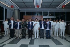 KALTIM, Matanews – Ketua Umum Pengurus Besar Taekwondo Indonesia (Ketu PBTI) yang juga menjabat sebagai Kepala Staf Umum Tentara Nasional Indonesia (Kasum TNI) Letjen TNI Richard Tampubolon, S.H.,M.M. melantik dan mengukuhkan Pengurus Taekwondo Indonesia Provinsi Kaltim, bertempat di Fugo Hotel Samarinda Lantai 7 Jl. Untung Suropati No.8, Karang Asam Ulu, Kec. Sungai Kunjang, Kota Samarinda, Kalimantan Timur