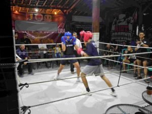 BATU, Matanews – Riot Ground Street menggelar event boxing bekerja sama dengan Cafe Loka Manik yang berlokasi di kawasan Sengkaling, Kecamatan Dau, Batu-Malang, Jawa Timur