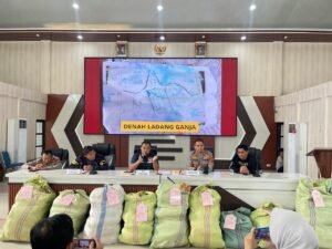 EMPAT LAWANG, Matanews — Polda Sumatera Selatan melalui Direktorat Reserse Narkoba bersama Polres Empat Lawang berhasil mengungkap kasus peredaran narkotika jenis ganja berskala besar melalui operasi gabungan