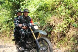 BOGOR, Matanews – Dalam upaya konkret mendukung percepatan pembangunan nasional di daerah, program TNI Manunggal Membangun Desa (TMMD) yang diinisiasi oleh Kodim 0621/Kabupaten Bogor kembali menunjukkan dedikasi nyata