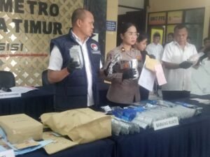 Satresnarkoba Polres Jaktim Ungkap Peredaran Narkoba di 174 Titik, Amankan 293 PelakuJAKARTA,  Matanews - Adanya keresahan di masyarakat tentang peredaran narkoba di wilayah Jakarta Timur, jajaran Polres Metro Jakarta Timur
