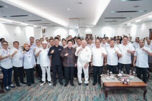 JAKARTA, Matanews — Pengurus Besar Muaythai Indonesia (PBMI) secara resmi menerima surat dari Presiden International Federation of Muaythai Associations (IFMA), Dr. Sakchye Tapsuwan, yang berisi ucapan selamat atas terpilihnya AA LaNyalla Mahmud Mattalitti sebagai Ketua Umum PBMI periode 2026–2030