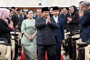 Panglima TNI Hadiri Rapat Paripurna DPR RI ke -19 Masa Persidangan V Tahun Sidang 2025-2026
JAKARTA, Matanews - Puspen TNI, Panglima TNI Jenderal TNI Agus Subiyanto bersama Kasad Jenderal TNI Maruli Simanjuntak,
Kasal Laksamana TNI Muhammad Ali dan Kasau Marsekal TNI Mohamad Tonny Harjono mendampingi Presiden Prabowo Subianto menghadiri Rapat Paripurna DPR RI di Gedung Nusantara MPR/DPR/DPD RI, Jakarta