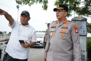 JAKARTA, Matanews – Kemacetan parah yang terjadi di kawasan Banjir Kanal Timur (BKT) pada Senin