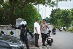 JAKARTA, Matanews – Kemacetan parah yang terjadi di kawasan Banjir Kanal Timur (BKT) pada Senin
