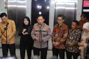 Gedung Baru Kompolnas Diresmikan, Kapolri Tegaskan Penguatan Pengawasan dan Respons Keluhan MasyarakatJAKARTA, Matanews – Komisi Kepolisian Nasional (Kompolnas) resmi menempati gedung baru di Graha Sentana, Jalan Hj. Tutty Alawiyah No. 2, Duren Tiga, Pancoran, Jakarta Selatan