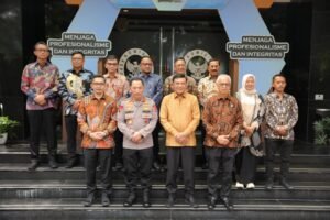 Gedung Baru Kompolnas Diresmikan, Kapolri Tegaskan Penguatan Pengawasan dan Respons Keluhan MasyarakatJAKARTA, Matanews – Komisi Kepolisian Nasional (Kompolnas) resmi menempati gedung baru di Graha Sentana, Jalan Hj. Tutty Alawiyah No. 2, Duren Tiga, Pancoran, Jakarta Selatan