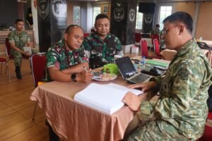 TANGERANG, Matanews – Danrem 052/Wkr Brigjen TNI Faizal Rizal, S.I.P., didampingi Kasrem, para Kasi Korem 052/Wkr, para Dandim jajaran