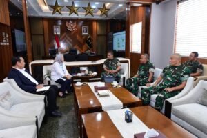 Kasad Terima Deputi Kemenko Pangan, Percepat Implementasi Pengelolaan Sampah NasionalJAKARTA, Matanews – Kepala Staf Angkatan Darat (Kasad) Jenderal TNI Maruli Simanjuntak, M.Sc.