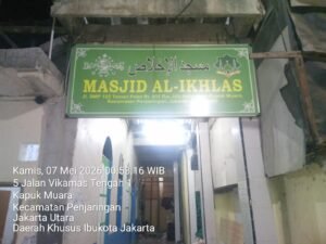 Respon Cepat Layanan 110, Polres Metro Jakarta Utara Cek Respon Cepat Layanan 110, Polres Metro Jakarta Utara Cek Laporan Tawuran di Kapuk MuaraJAKARTA. Matanews — Polres Metro Jakarta Utara bergerak cepat menindaklanjuti laporan masyarakat yang diterima melalui layanan Kepolisian 110 terkait dugaan aksi tawuran remaja di kawasan Marina dekat Masjid Al Ikhlas