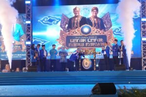 JAWA TIMUR, Matanews -- Wakil Ketua Umum Partai Amanat Nasional (PAN) sekaligus Wakil Menteri Transmigrasi Viva Yoga Mauladi berharap selepas Pelantikan DPW-DPD PAN se-Jawa Timur agar pengurus partai segera mengaktifkan program-program perkaderan.