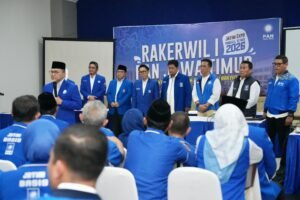 JAWA TIMUR, Matanews -- Wakil Ketua Umum Partai Amanat Nasional (PAN) sekaligus Wakil Menteri Transmigrasi Viva Yoga Mauladi berharap selepas Pelantikan DPW-DPD PAN se-Jawa Timur agar pengurus partai segera mengaktifkan program-program perkaderan.
