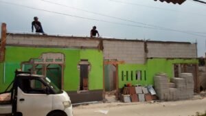 Progres Rehab Panti Asuhan Darussalamah Assalimah Capai Kemajuan SignifikanTANGERANG, Matanews – Pekerjaan rehabilitasi Panti Asuhan Darussalamah Assalimah yang berlokasi di Jalan Kedaung 1, Kampung Kedaung RT 03 RW 06, Desa Rancagong, Kecamatan Legok, Kabupaten Tangerang,