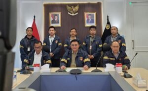 Dittipideksus Bareskrim Sikat Mafia Emas Ilegal, Dua Tersangka Baru!JAKARTA, Matanews  — Direktorat Tindak Pidana Ekonomi Khusus (Dittipideksus) Bareskrim Polri kembali mengembangkan penyidikan perkara pertambangan ilegal yang melibatkan jaringan pengolahan dan distribusi emas tanpa izin Dittipideksus Bareskrim Sikat Mafia Emas Ilegal, Dua Tersangka Baru! JAKARTA, Matanews  — Direktorat Tindak Pidana Ekonomi Khusus (Dittipideksus) Bareskrim Polri kembali mengembangkan penyidikan perkara pertambangan ilegal yang melibatkan jaringan pengolahan dan distribusi emas tanpa izin
