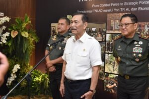 Pangdam I/BB Mayjen TNI Hendy Antariksa Hadiri Seminar Nasional TNI AD Bahas Transformasi dan Pemanfaatan AIBANDUNG, Matanews — Pangdam I/Bukit Barisan Mayjen TNI Hendy Antariksa menghadiri Seminar Nasional TNI Angkatan Darat yang digelar di Aula Prof. Dr. Satrio Seskoad, Jalan Gatot Subroto No. 96, Kota Bandung, Jawa Barat