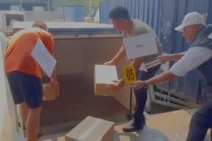Polisi Bongkar Sindikat Pencurian Tas Lululemon di Kargo Bandara SoettaTANGERANG, Matanews - Satreskrim Polresta Bandara Soekarno-Hatta membongkar sindikat pencurian tas merek Lululemon di kawasan kargo Bandara Soekarno-Hatta.