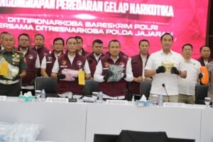 Bareskrim Tegaskan Komitmen Tanpa Kompromi, Pastikan Tindak Oknum Terlibat NarkobaJAKARTA, Matanews - Bareskrim Polri menegaskan komitmennya untuk memberantas peredaran narkoba tanpa pandang bulu, termasuk terhadap oknum anggota kepolisian yang terbukti terlibat dalam jaringan narkotika