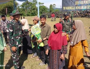 1 BOGOR, Matanews – Program TNI Manunggal Membangun Desa (TMMD) ke-128 Tahun Anggaran 2026 yang dilaksanakan oleh Kodim 0621/Kabupaten Bogor resmi ditutup melalui upacara khidmat yang digelar pada Kamis (21/05/2026).Penutupan ini menandai tuntasnya seratus persen seluruh target sasaran fisik maupun non-fisik yang telah dicanangkan sejak sebulan lalu