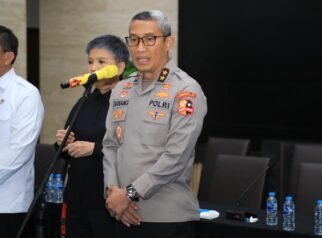 Waka BGN Perkuat Koordinasi dengan Polri, Pastikan Praktik Ilegal Jual Beli Titik SPPG Ditindak Tegas JAKARTA, Matanews — Wakil Kepala Badan Gizi Nasional (BGN) memperkuat koordinasi dengan Satgas Makan Bergizi Gratis (MBG) Polri dan Bareskrim Polri guna mengawal penanganan dugaan praktik ilegal jual beli titik Satuan Pelayanan Pemenuhan Gizi (SPPG) yang dilaporkan terjadi di sejumlah daerah.