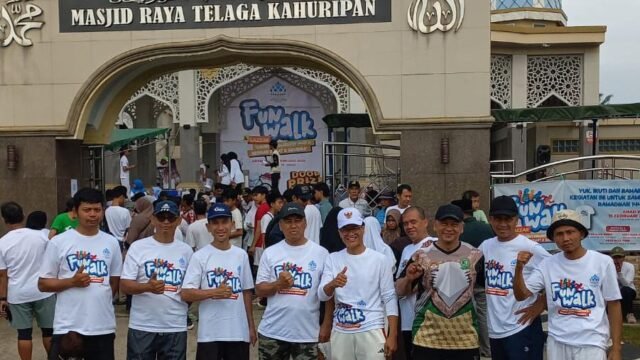 Indahnya Gotong Royong Dan Kebersamaan Warga Perumahan Telaga Kahuripan BOGOR, Matanews - Di tengah riuhnya kehidupan modern yang kerap melahirkan sekat-sekat individualisme, warga Komplek Perumahan Telaga Kahuripan di Kecamatan Kemang, Bogor,