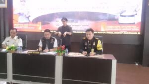 BOGOR KOTA, Matanews – Satuan Reserse Kriminal (Satreskrim) Polresta Bogor Kota berhasil mengungkap kasus pencurian dengan pemberatan (Curat) berskala internasional yang melibatkan warga negara asing (WNA).