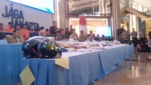 Tegaskan Tim Pemburu Begal Masih Terus Bekerja Di Wilaya Polda Metro JayaJAKARTA. Matanews - Direktur Reserse Kriminal Umum Polda Metro Jaya, Kombes Pol Iman Imanuddin menegaskan Tim Pemburu Begal masih terus bekerja melakukan pengungkapan terhadap kasus-kasus yang masih belum terungkap dan berupaya menjaga Jakarta.