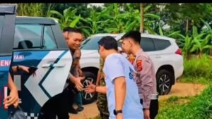 Dukung Ketahanan Pangan, Polresta Bogor Kota Ajak Warga Manfaatkan Lahan Produktif
BOGOR KOTA, Matanews — Dalam rangka mendukung program ketahanan pangan nasional,
Polresta Bogor Kota Polda Jabar terus menunjukkan kepeduliannya melalui berbagai kegiatan yang mendukung sektor pertanian dan ketahanan pangan masyarakat di wilayah Kota Bogor