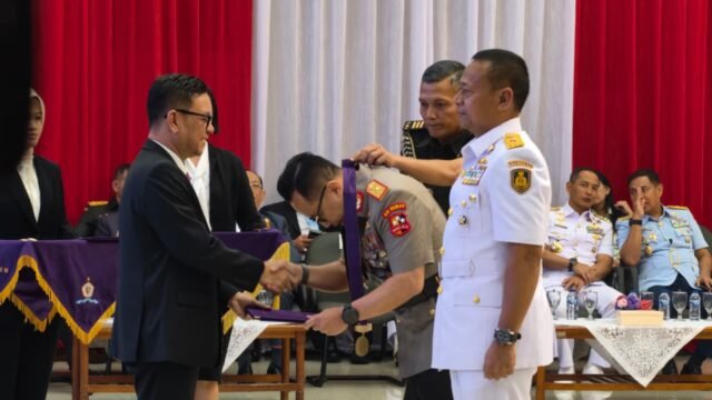 Lemhannas Tutup P3N XXVII, 85 Peserta TNI-Polri hingga Kementerian Jadi Alumni; Brigjen Pol. Ade Ary Jadi Lulusan Terbaik Akademik JAKARTA, Matanews - Lemhannas RI menutup Pendidikan Pemantapan Pimpinan Nasional atau P3N Angkatan XXVII Tahun 2026.