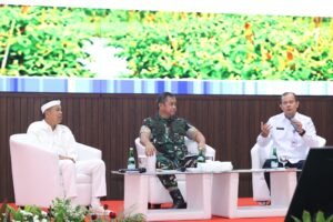 TNI AD dan Pemprov Jabar Satukan Langkah Atasi Sampah dan Antisipasi Kemarau PanjangJAKARTA, Matanews — TNI Angkatan Darat bersama Pemerintah Provinsi Jawa Barat memperkuat kolaborasi dalam penanganan sampah terpadu dan mitigasi dampak kemarau panjang melalui Rapat Koordinasi yang digelar di Aula Jenderal Besar A.H. Nasution, Markas Besar Angkatan Darat